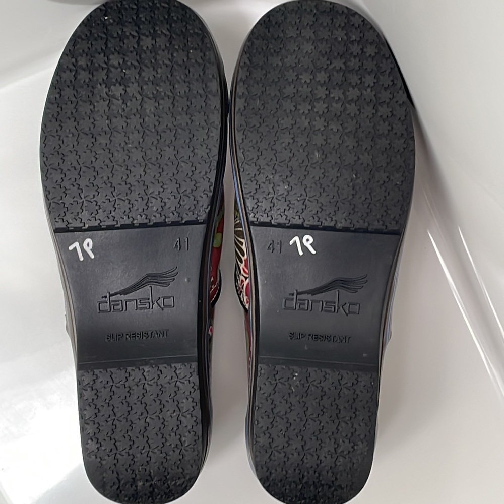Dansko Vegan Clogs Size 41 - image 8